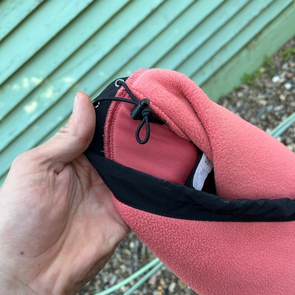 Men’s The North Face Salmon/Black Denali Polartec Fleece Size L - Picture 2 of 9